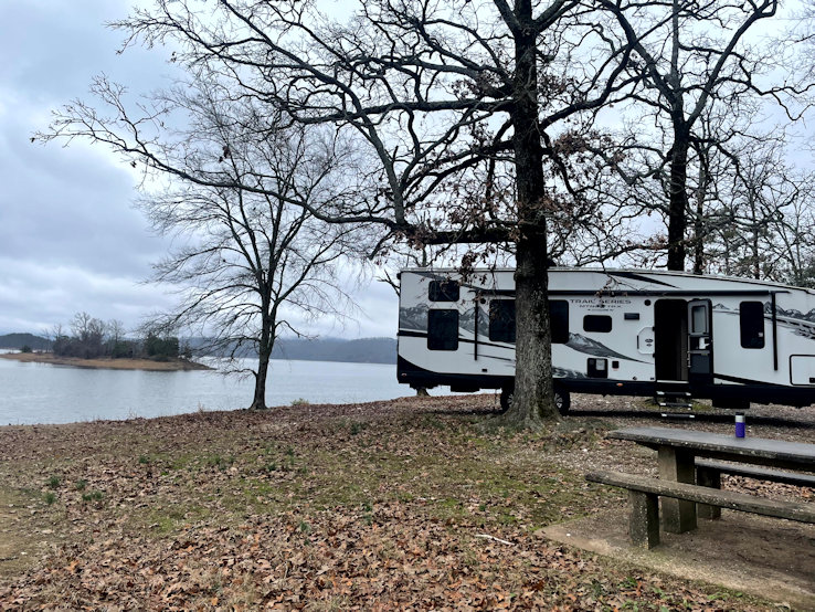 Mountain Trail 29TRX travel trailer