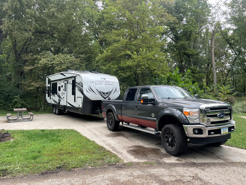 2016 Ford F-350 Super Duty with 2022 Outdoors RV Mountain Trail 29TRX