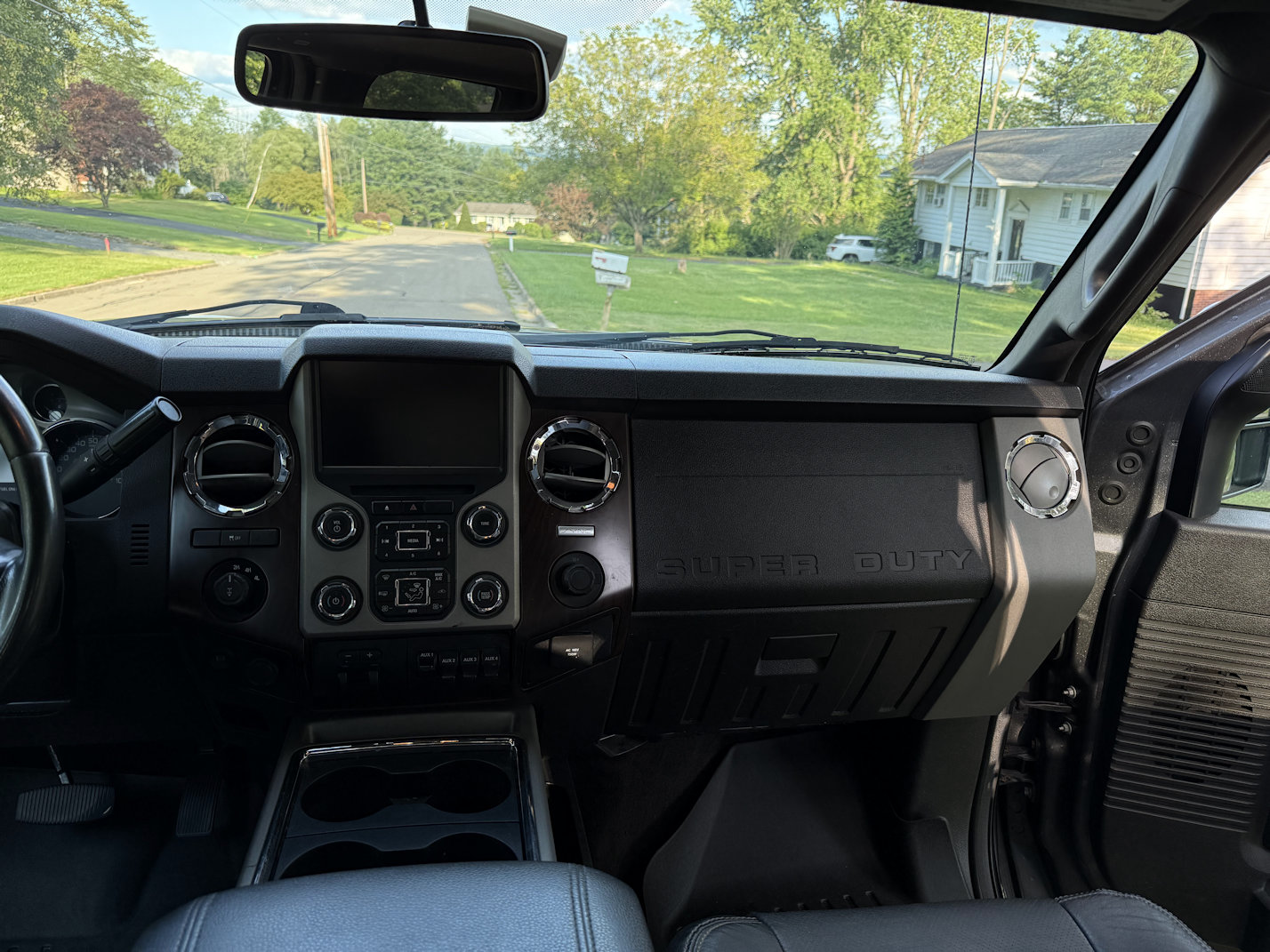 2016 Ford F-350 Super Duty truck photo