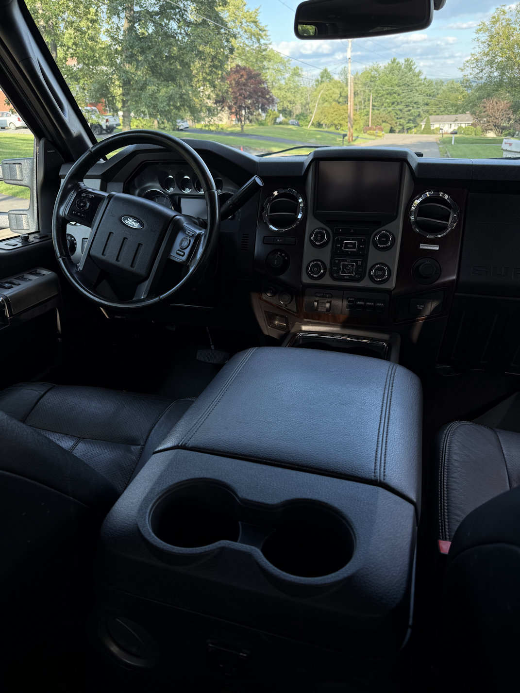 2016 Ford F-350 Super Duty truck photo